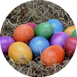 Jak se oslavují Velikonoce? Vajíčka jsou všude.